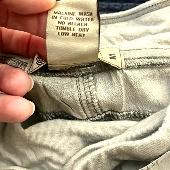 XCVI,GAUZE WEARABLES Zuri-esque SKIRT,Lightweight,Wrap-Front,EUC,Size Medium - Picture 8 of 10